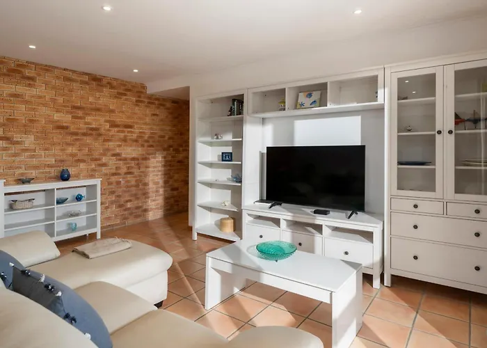 Fontinha By An Island * 圣港