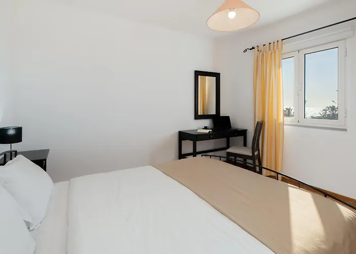 Fontinha By An Island * 圣港