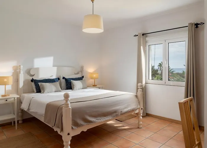 Fontinha By An Island Apartament *