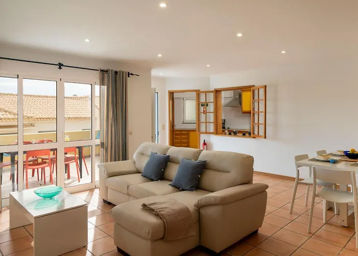 Fontinha By An Island Apartament